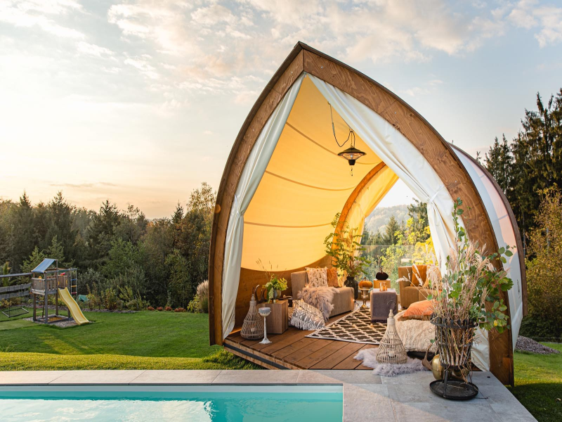 Read more about the article Glamping with a Conscience: 3 Unique Eco-Friendly Campsites for the Adventurous Traveler