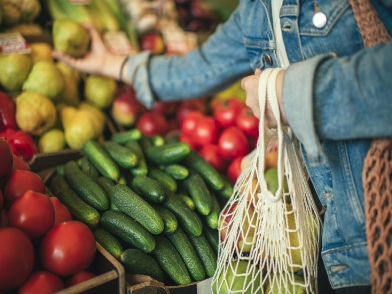 Read more about the article Sustainable Food Markets: Discovering Local Treasures on a Budget